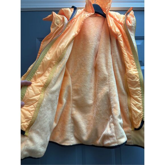 Lululemon Glacier Vest Yellow Double layered NWOT size 8 - Picture 2 of 11